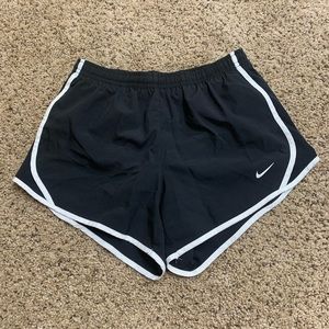 girls nike dri fit shorts (size medium)